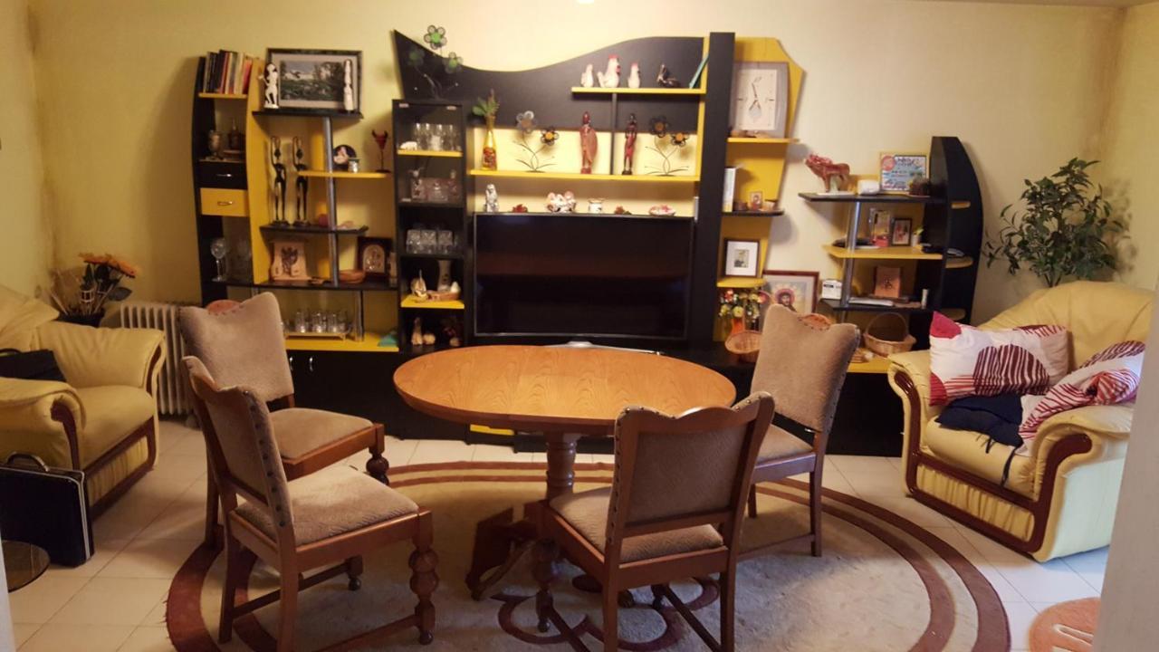 Casele Lena Acomodação com café da manhã Aldesti  Exterior foto